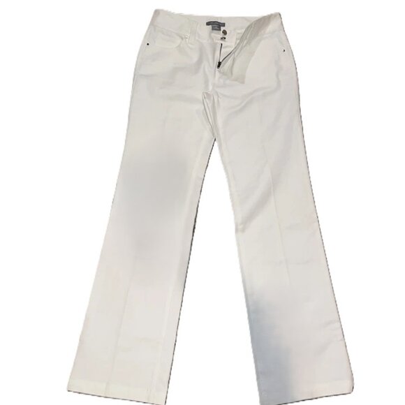 Ann Taylor Pants - NWOT Ann Taylor Straight Cut Flare Leg Mid Rise White 'Lindsay' Pant - Size 6